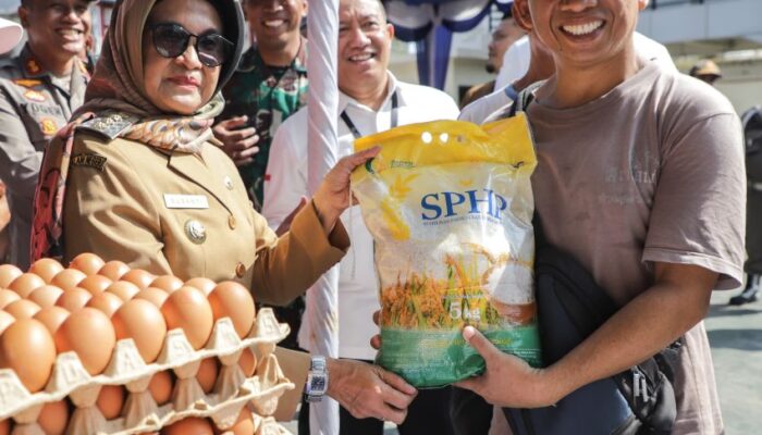 Walikota Pematangsiantar Buka Kegiatan Pasar Murah