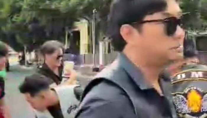 Bulan Maghfirah Ketua Bikers BOM’S Berbagi Takjil