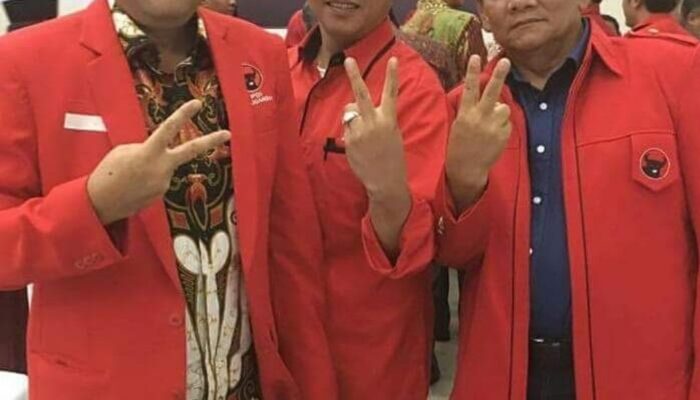 Nikson Nababan Serahkan Berkas Pendaftaran Gubsu Ke DPD PDIP