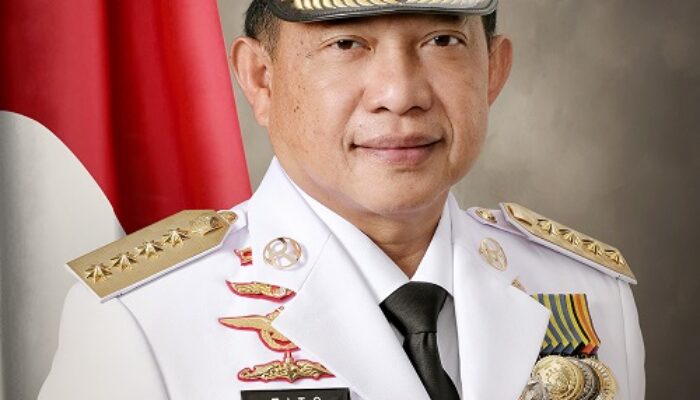 Mendagri Berikan Penghargaan Sejumlah Kepala Daerah,Gibran Tidak Turut