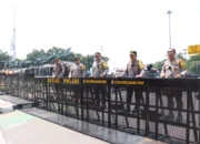 2.713 Personel Diturunkan Mengamankan Aksi Unjuk rasa di Monas