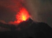 348 Kali Gempa Hembusan Terdeteksi Dari Gunung Ile Lewotolok