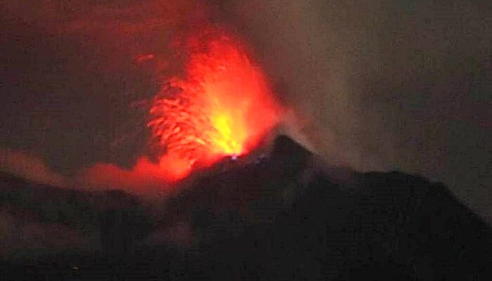 348 Kali Gempa Hembusan Terdeteksi Dari Gunung Ile Lewotolok