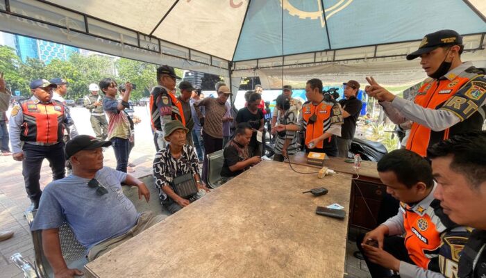 Jukir Liar Jakarta Mengaku Punya Organisasi Kepolisian dan Angkatan