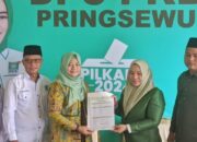 Ririn Kuswantari Balon Bupati Pringsewu Kembalikan Formulir Pendaftaran
