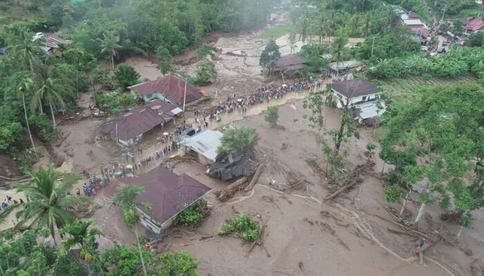 Korban Bencana Banjir Lahar Dingin Sumbar Menjadi 58 Orang