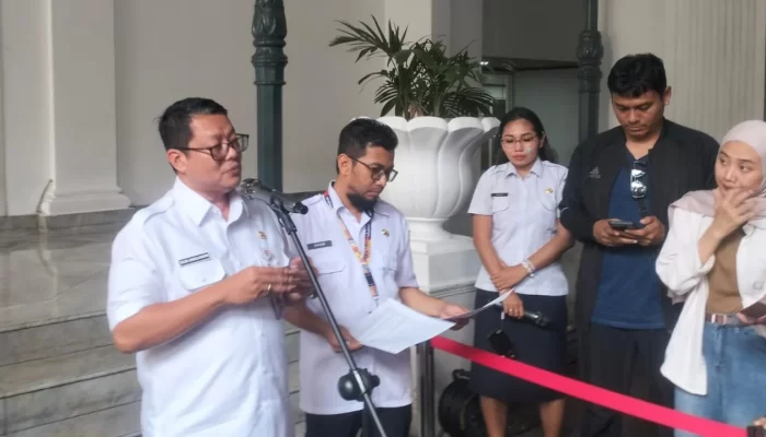 Ratusan Guru Honor Dipecat Dinas Pendidikan Jakarta