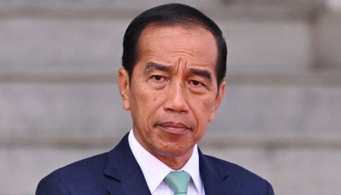Jokowi Beri Komentar Soal Inisial T Pengendali Judi Online di Indonesia