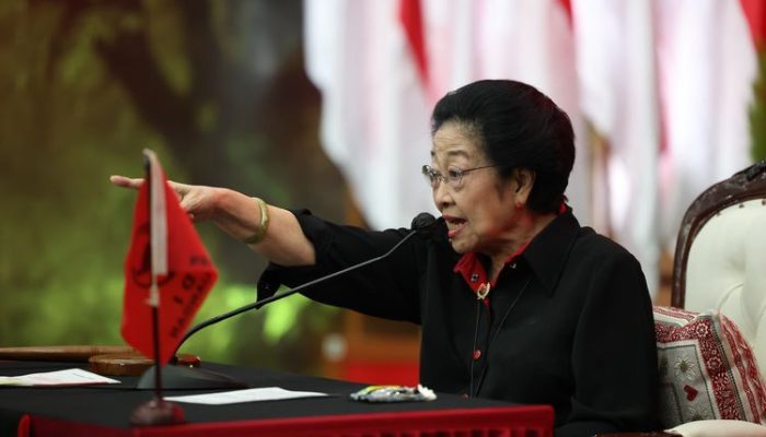 Dengar PDIP Akan Diambil Alih, Megawati Batal Pensiun