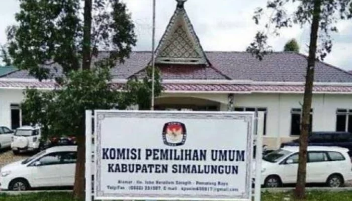 Hari Pertama Kantor KPU Simalungun Belum Didatangi Paslon