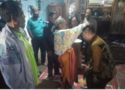 Benny Gusman Sinaga Terharu Diberi Hiou Pamotting dan Doa