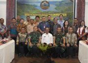 Danrem 022/PT Pimpin Rapat Upaya Penyelamatan Ekosistem Danau Toba