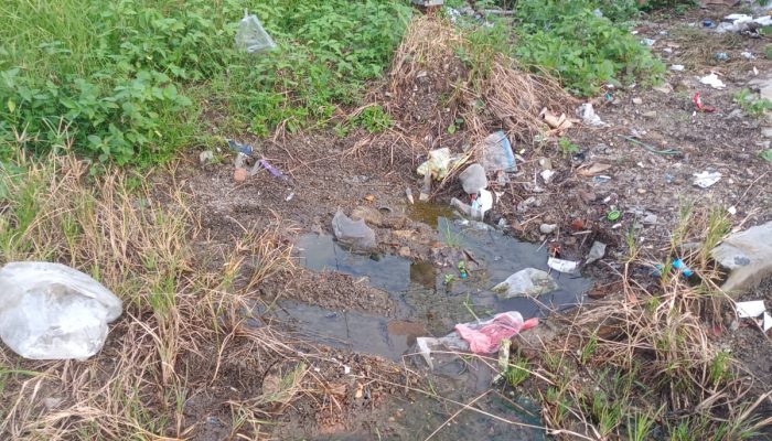 PDAM Tirtauli Tidak Perduli Dengan Pipa Bocor