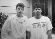 Menendez Bersaudara Versi Serial dan Dokumenter Netflix, kisah Nyata