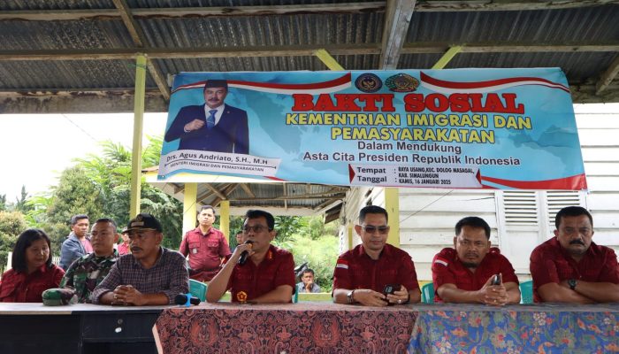 Dukung Asta Cita Presiden, Kalapas Narkotika Kelas IIA Pematangsiantar Bagikan Ratusan Paket Sembako ke Warga