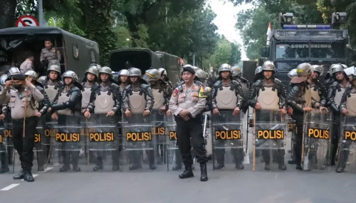 Ribuan Mahasiswa Demo Mulai Hari Ini Tolak Dwi Fungsi TNI