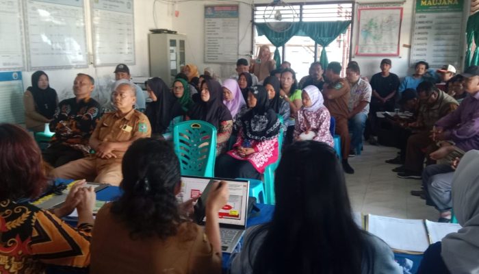 Rapat Sosialisasi Pembentukan KMP Nagori Marjandi Simalungun Berujung Kekecewaan Warga