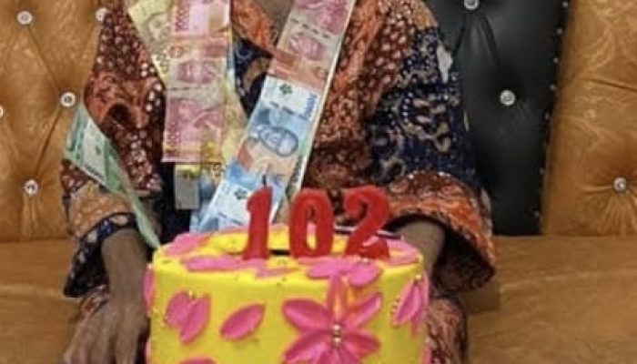 Ratusan Pelayat Hantarkan Ibu Mertua Mangihut Sinaga ke Peristirahatan Terakhir