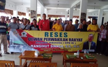 Mangihut Sinaga Anggota DPR RI Komisi III Serap Aspirasi Warga Kelurahan Bane