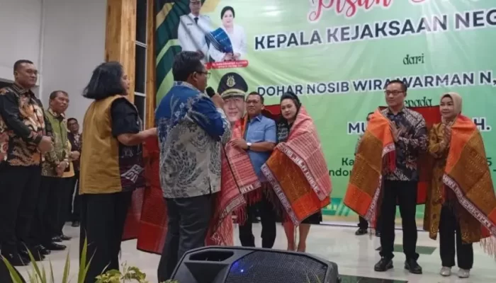 Kajari Toba Diminta Periksa Kadinkes Terkait Pemotongan Uang Perjalanan Nakes Puskesmas