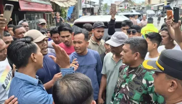 Demonstrasi di Aceh Berakhir Ricuh Diduga Dipicu Adanya Bendera Bulan Bintang