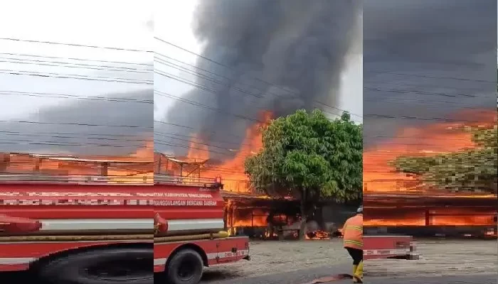 Kebakaran di Jalan Asahan KM 8 kabupaten Simalungun Hanguskan Bangunan dan Sepeda Motor
