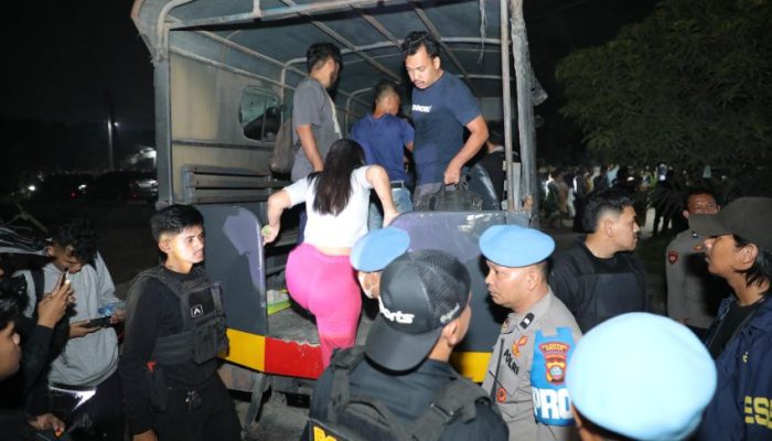 Jermal VII Sarang Narkoba dan Judi Online Digerebek Polrestabes Medan