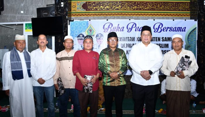  Bupati dan Wabup Samosir Buka Puasa Bersama Umat Muslim, Tekankan Kerukunan Antar Umat Beragama