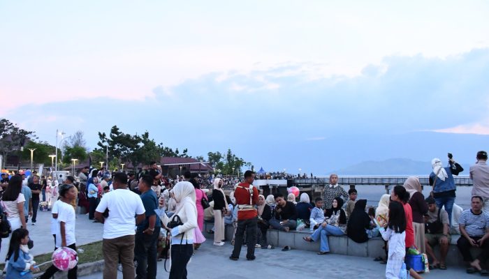 Retribusi Sektor Pariwisata Samosir Mampu  Mendapatkan PAD Rp 2,26 Miliar Selama 12 Hari Libur