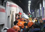 Korban Tabrakan KA Jarak Jauh dan KRL di Bekasi Timur Seluruhnya Perempuan