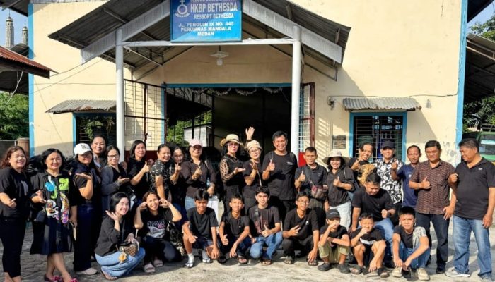 Ibadah Padang Ina Gloria HKBP Bethesda P. Mandala Medan,Perkuat Iman dan Kebersamaan