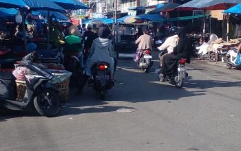 Pemko Pematangsiantar Diminta Buru Pelaku Jual Beli Badan Jalan Pada PKL