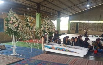 Orangtua Menuntut, Anaknya Meninggal Usai Divaksin di Sekolah